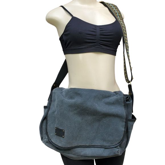 Overland Equipment Crossbody Messenger Bag Faded Black Canvas Multi Pocket 12x16 - Picture 1 of 16